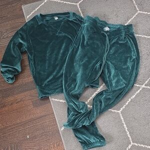 Velvet Green Lounge Set Lou And Grey